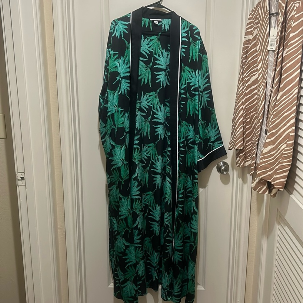 FeNoel  X Target tropical coverup/robe